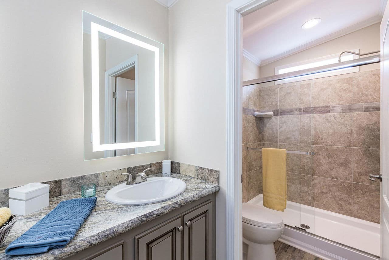 Silver springs 5006 bathroom home features