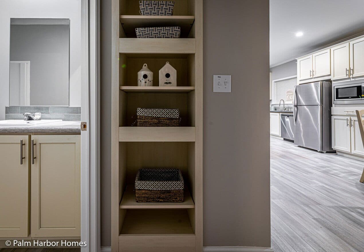 Summer breeze iv 28522d interior home features