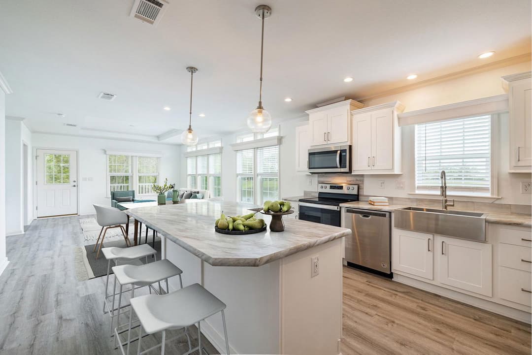 Silver springs 5360 kitchen and hero home features