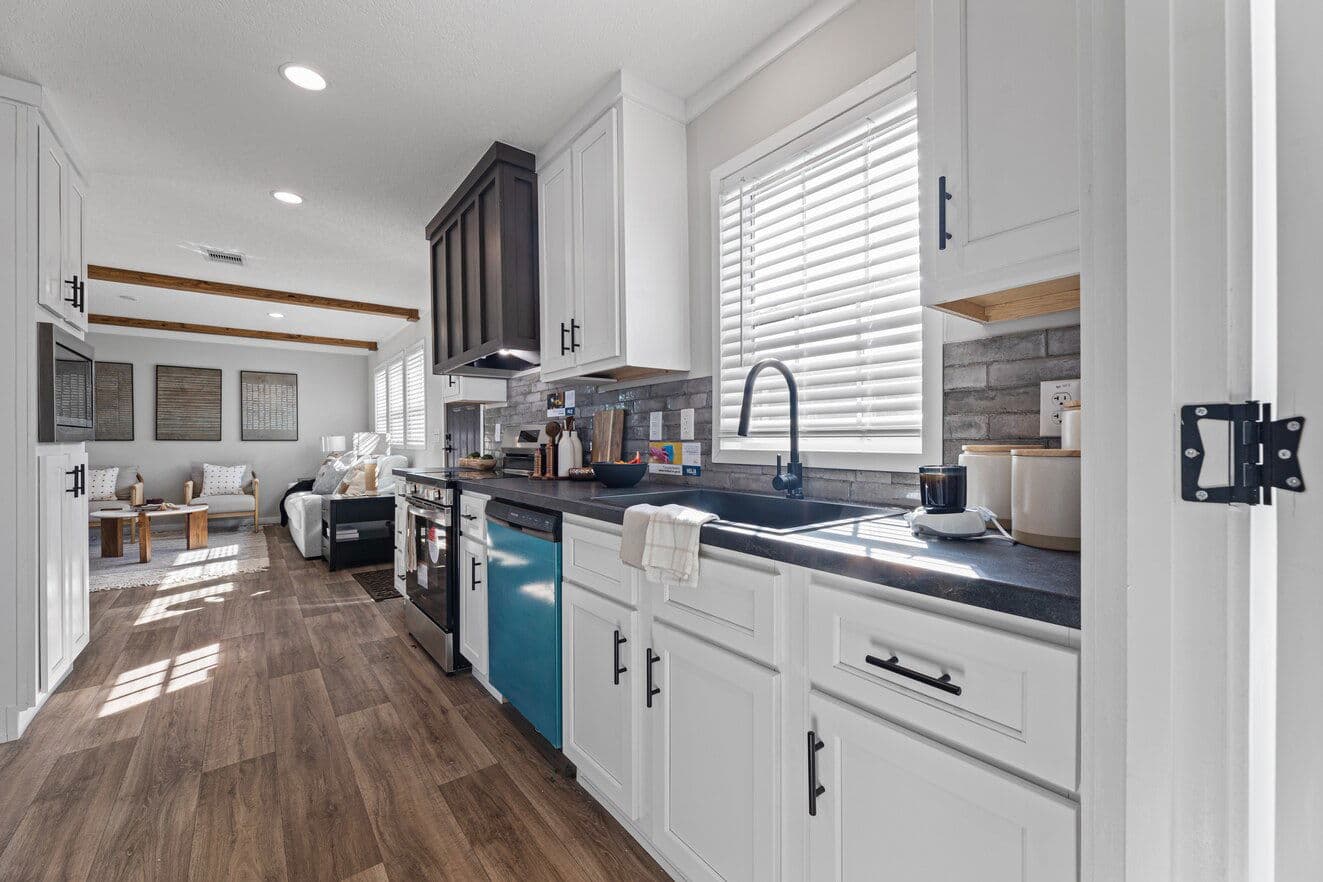 Helix 16763n kitchen home features