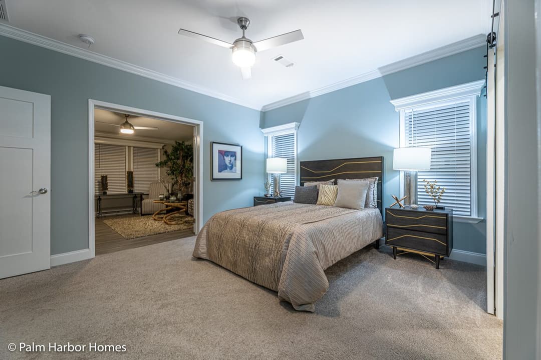 Tradewinds ii 40684c bedroom home features