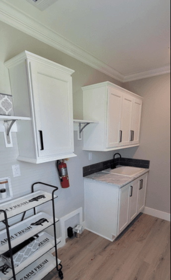 La belle vi 40643b interior home features