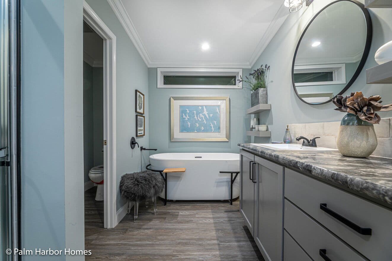 Tradewinds ii 40684c bathroom home features