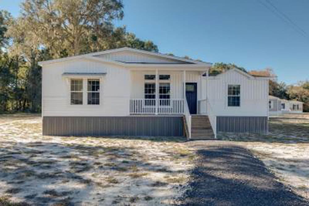 Cordele hero, elevation, and exterior home features