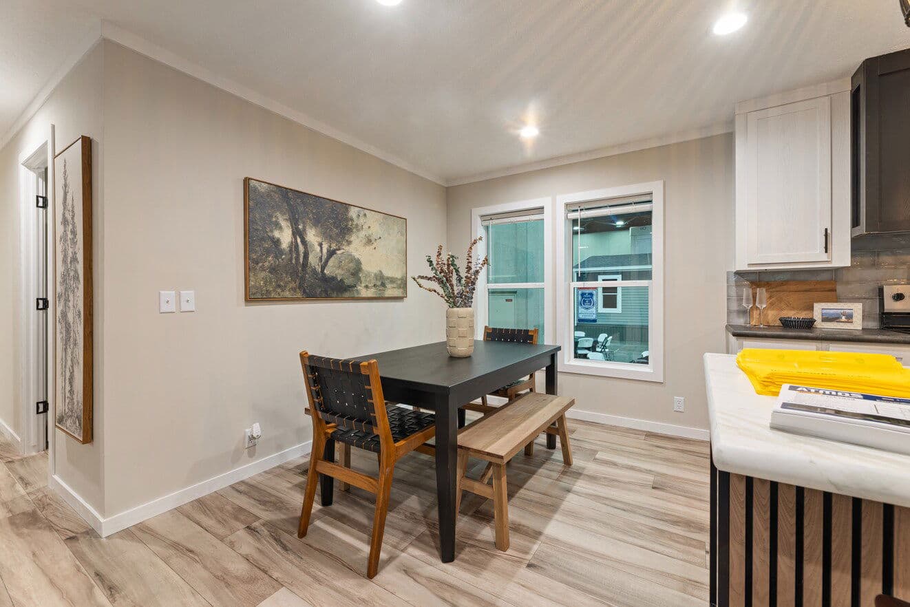 Atmos 28603n kitchen home features