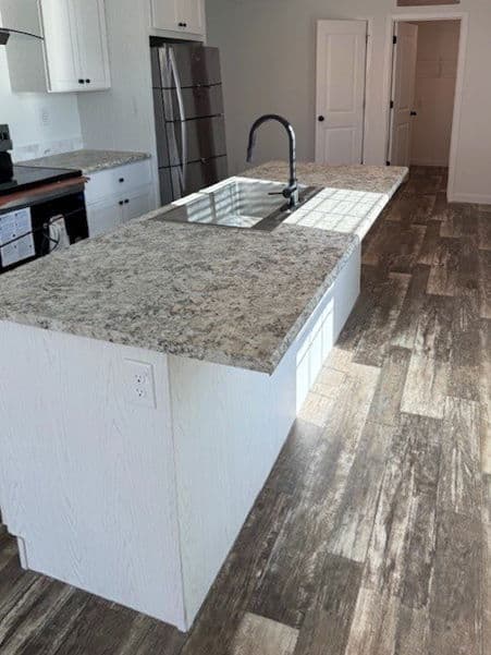 Manley kitchen home features