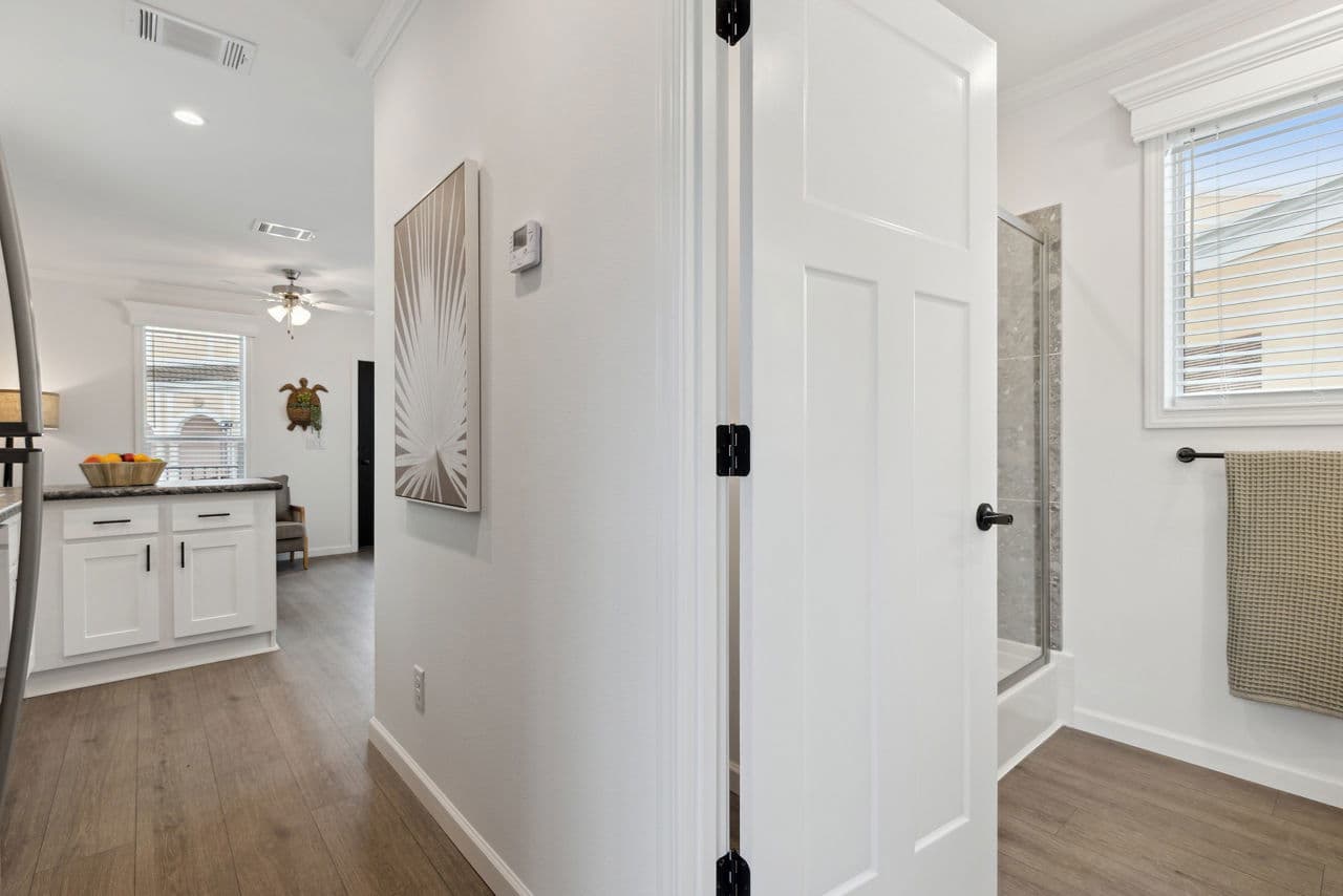 Calloway 239 interior home features