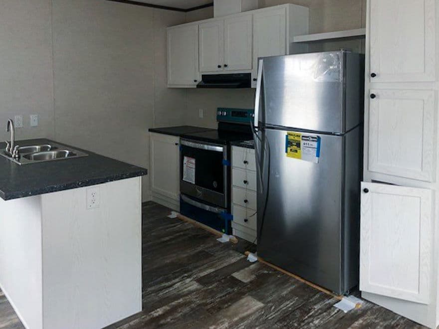 Gallman kitchen home features