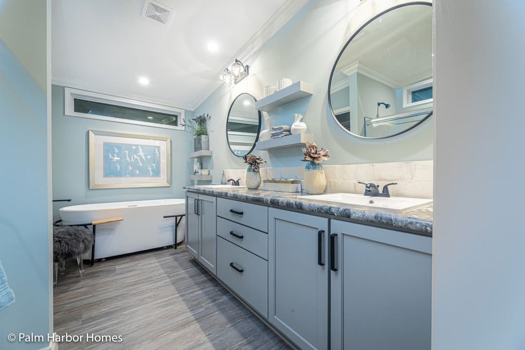 Tradewinds ii 40684c bathroom home features