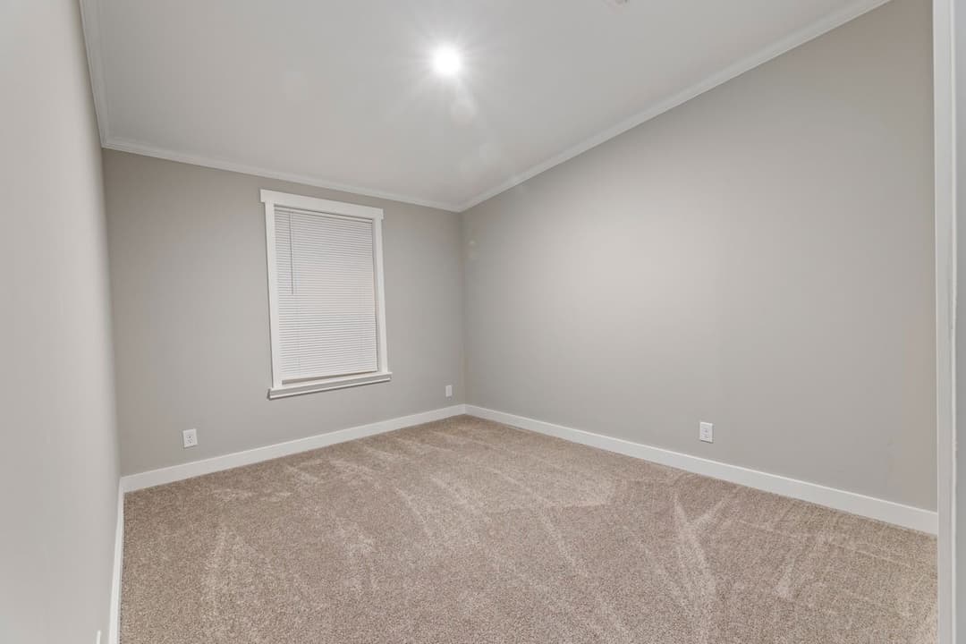 Pelican bay ii 30764b bedroom home features