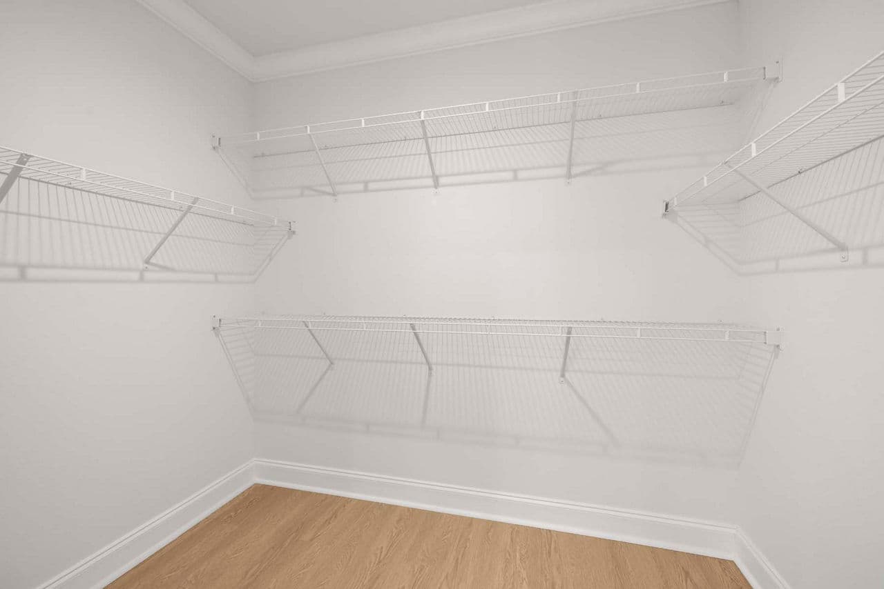 Silver springs 5355 interior home features