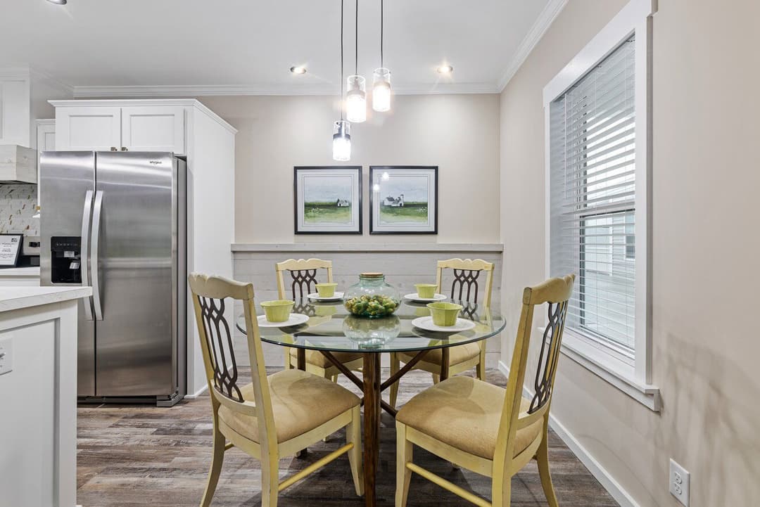 Pierce 28562a kitchen home features