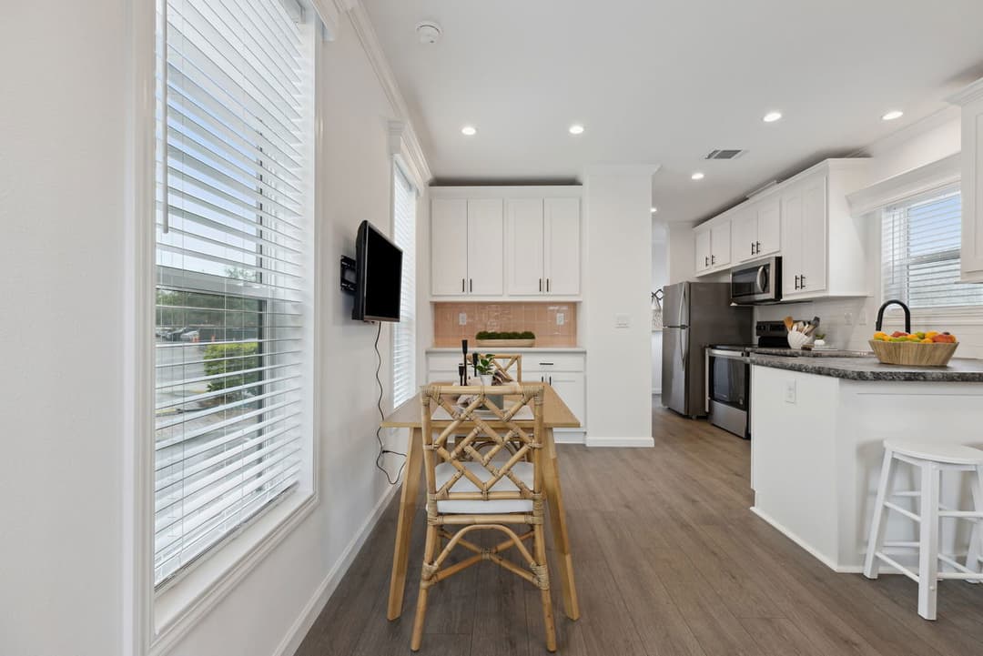 Calloway 239 interior home features