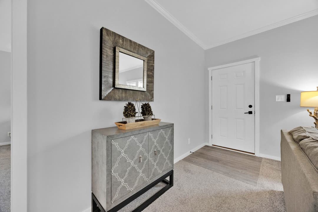 Quinn 30523a interior home features