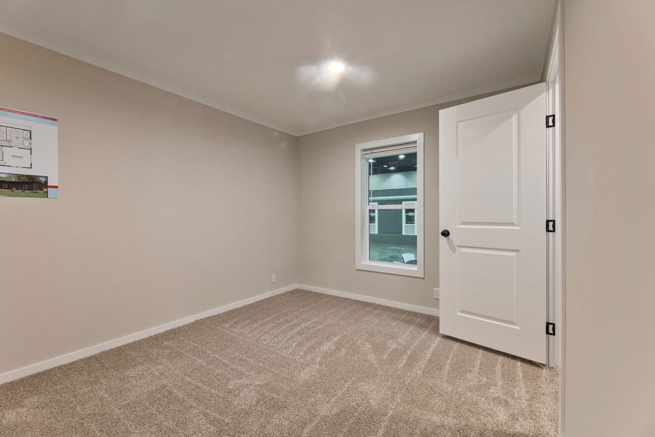 Atmos 28603n bedroom home features