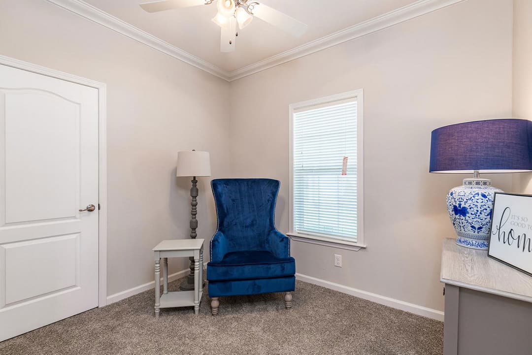 Silver springs 5035 interior home features