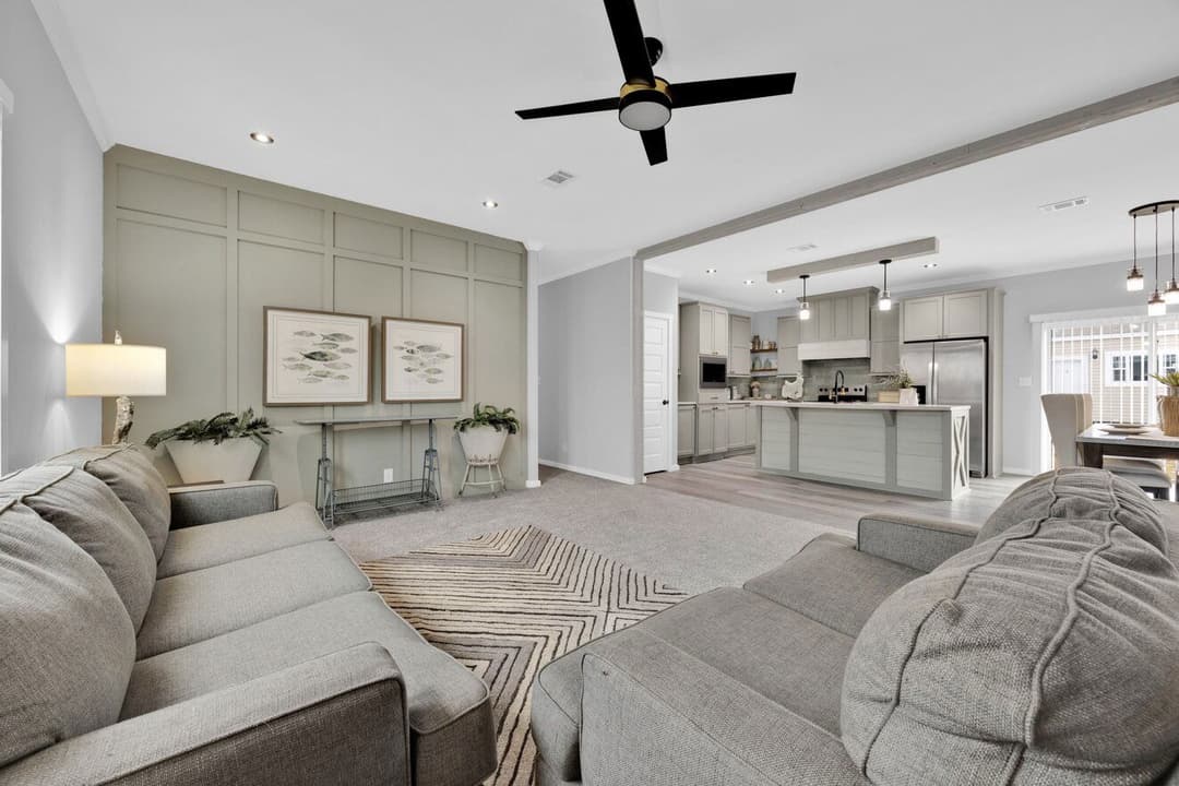 Quinn 30523a interior home features