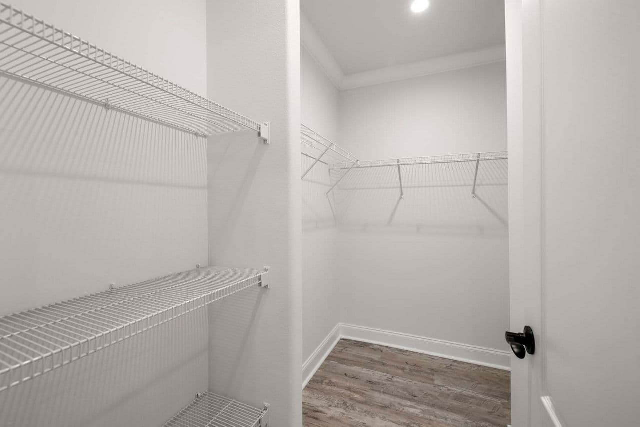 Silver springs 5046 exterior home features