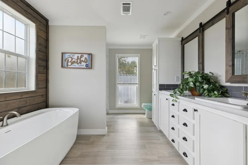 Liberty 2860459 bathroom home features