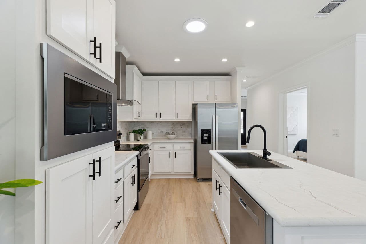 Silver springs 5044a bal harbour kitchen home features