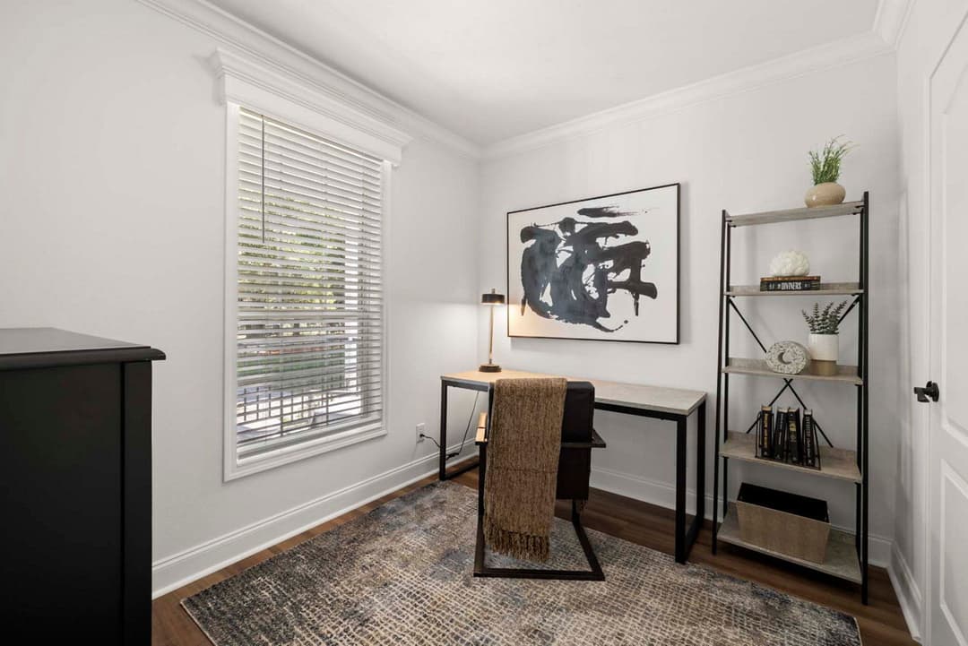 Silver springs 5320 interior home features