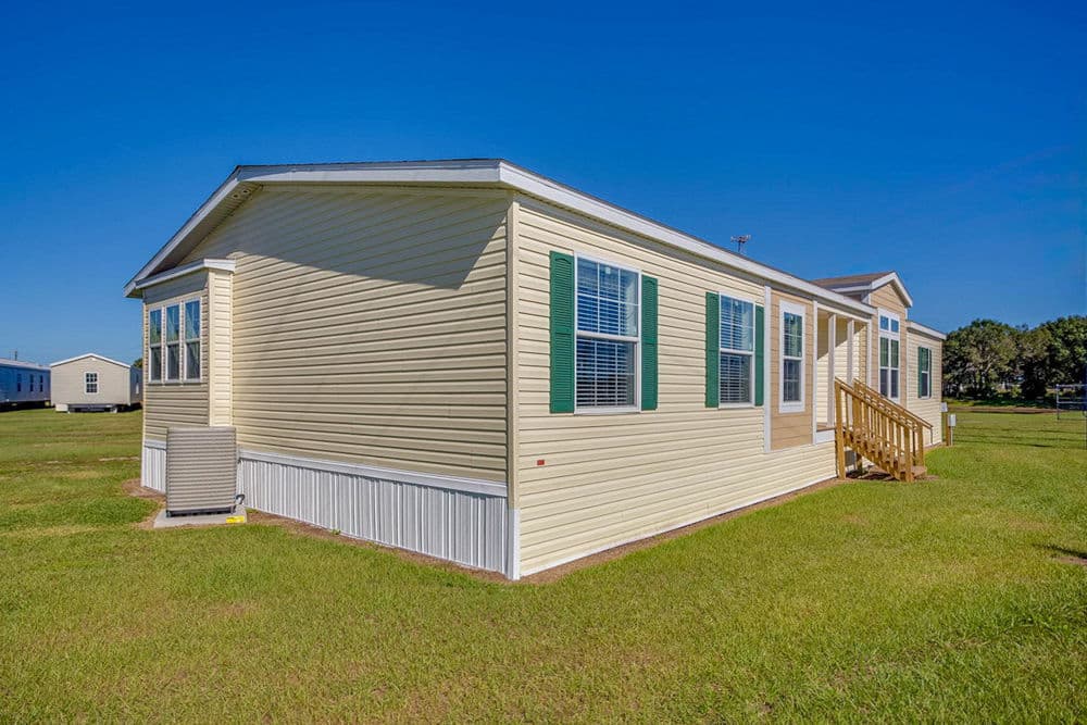 Galion exterior and elevation home features