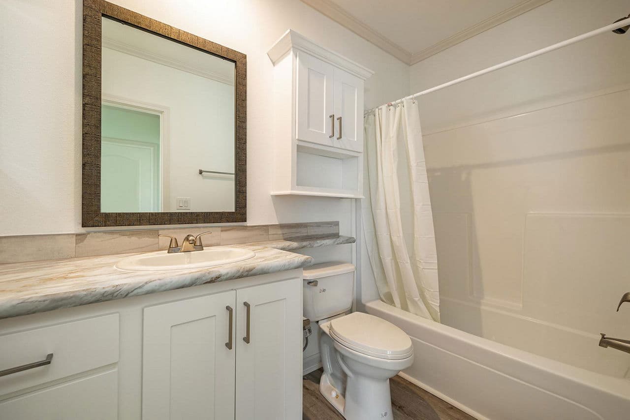 Silver springs 5360 bathroom home features
