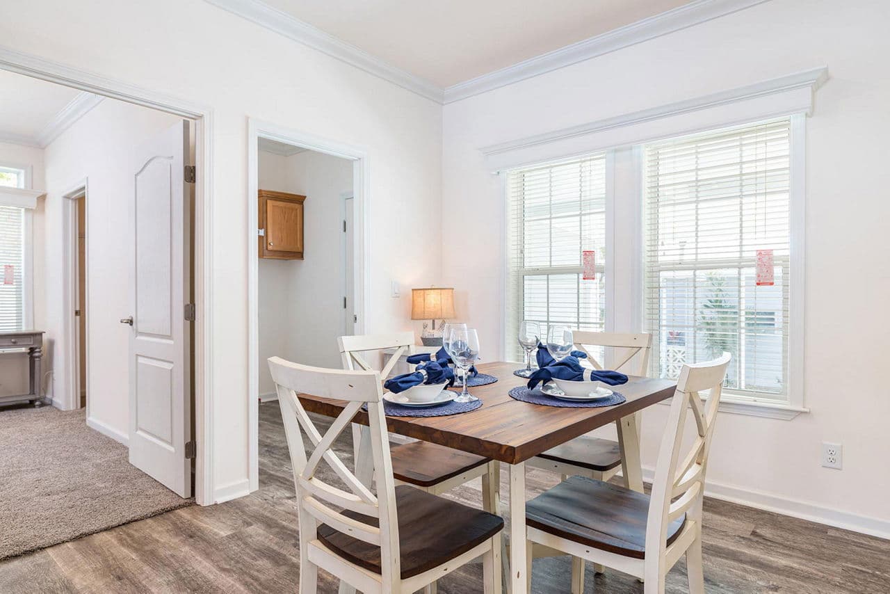 Silver springs 5006n interior home features