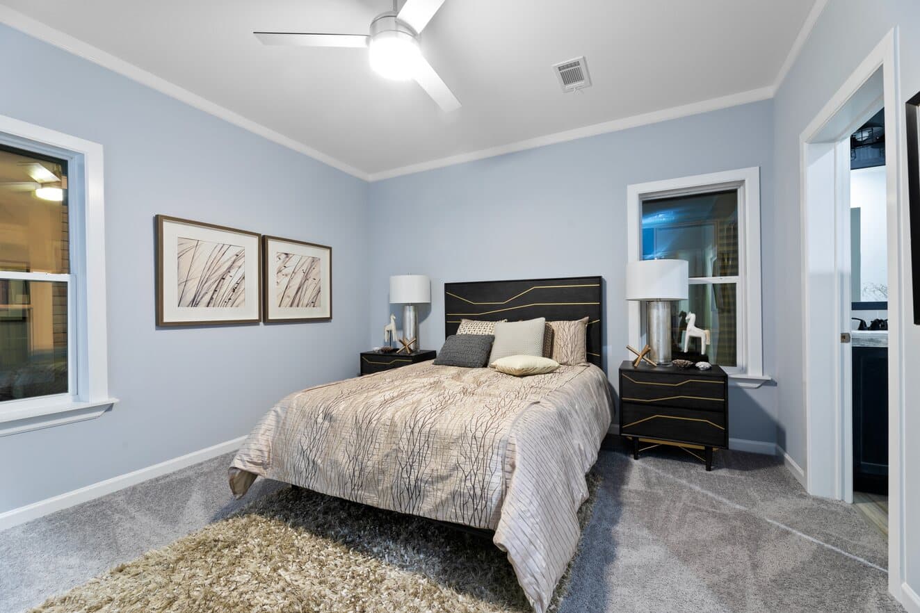 Finley 28684a bedroom home features