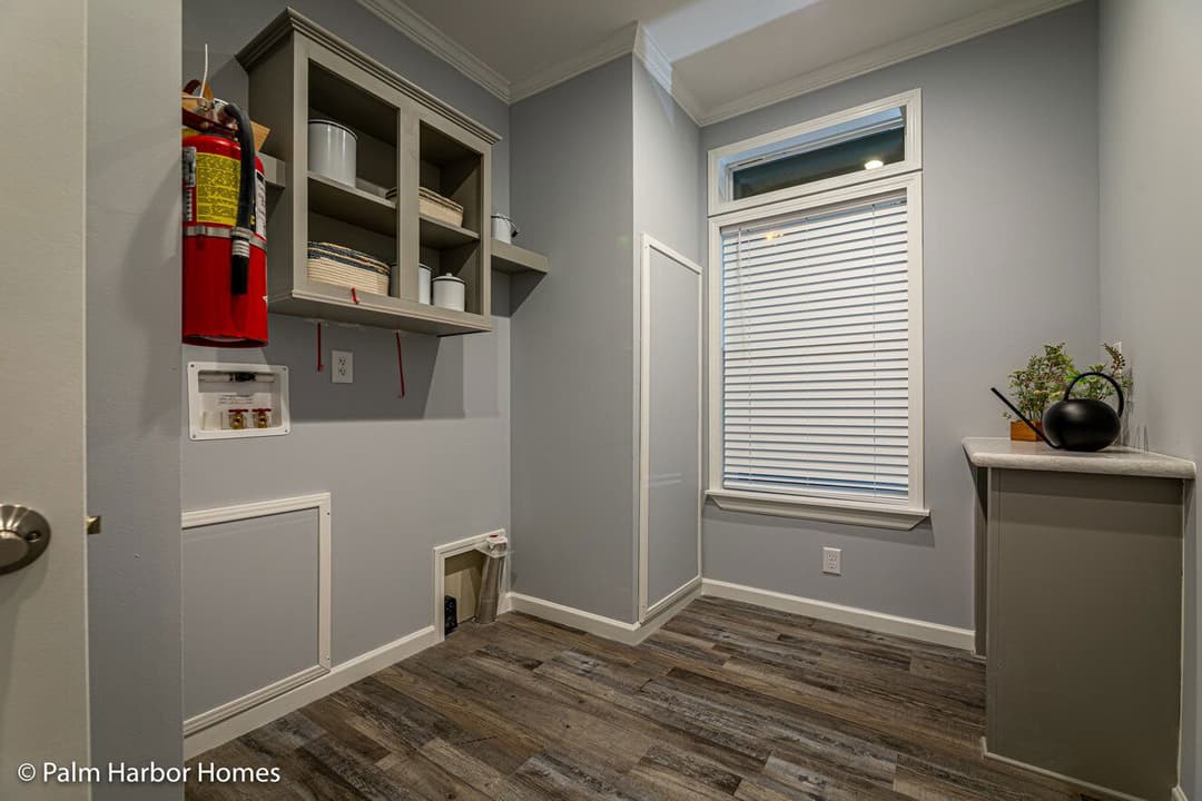 Malibu 30603b interior home features