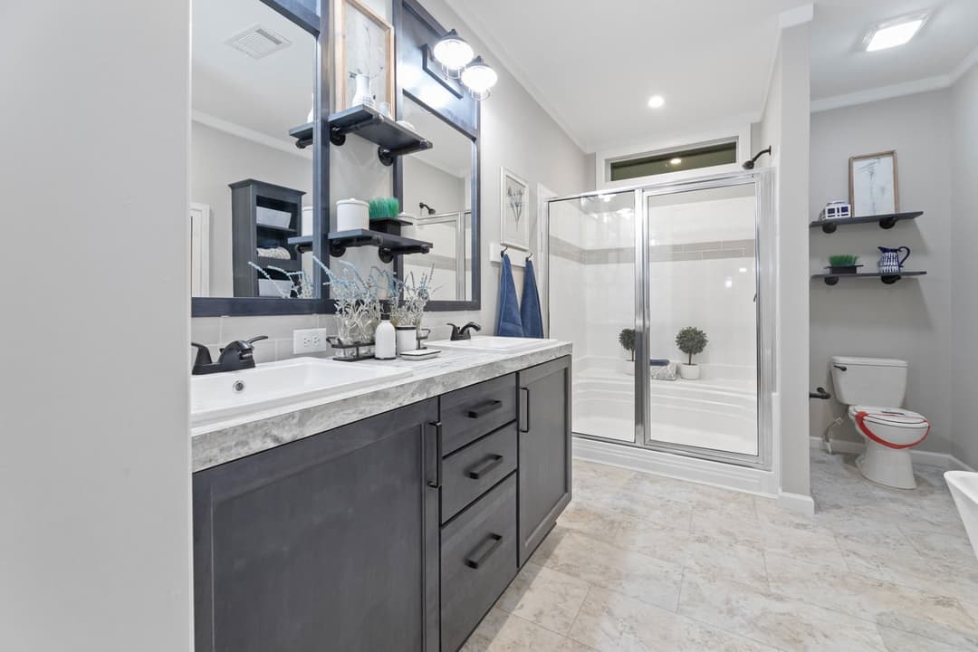 Buncic 28684b bathroom home features