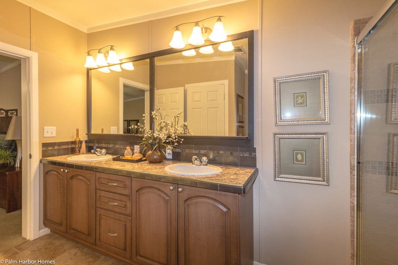Pelican bay 30683a bathroom home features