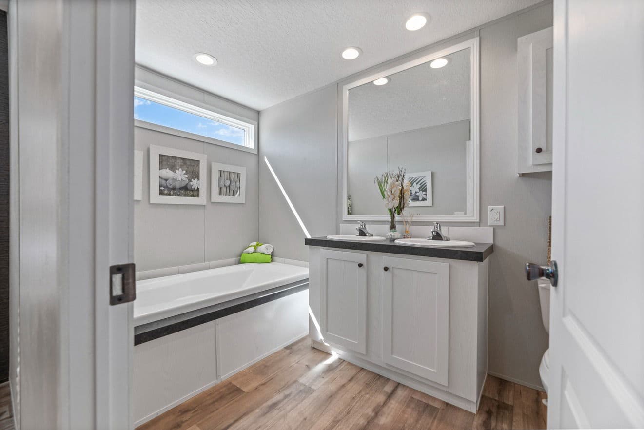 The clarke 16762c bathroom home features