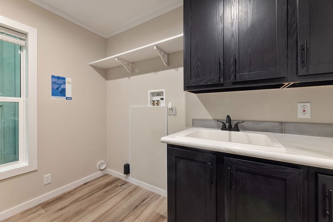 Atmos 28603n interior home features