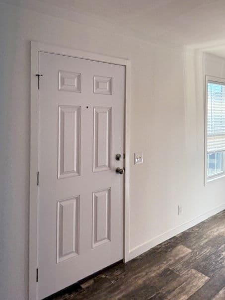 Manley interior home features