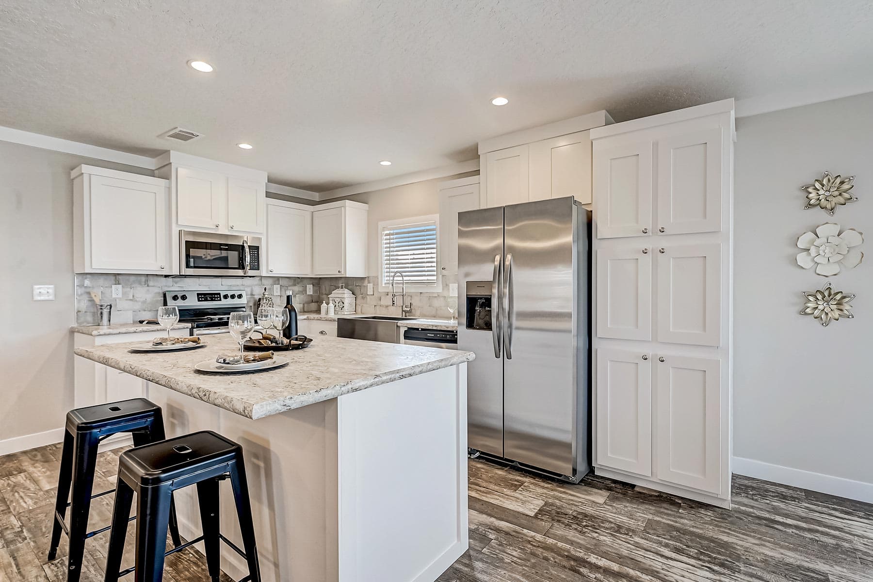 Champion community kitchen home features