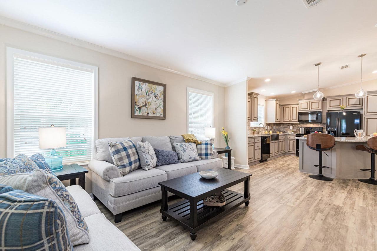 Silver springs 5006 interior home features