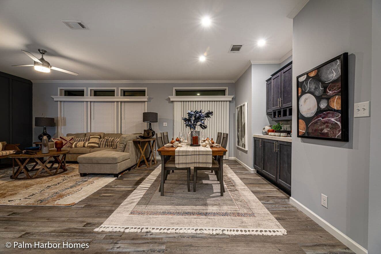 Malibu 30603b interior home features