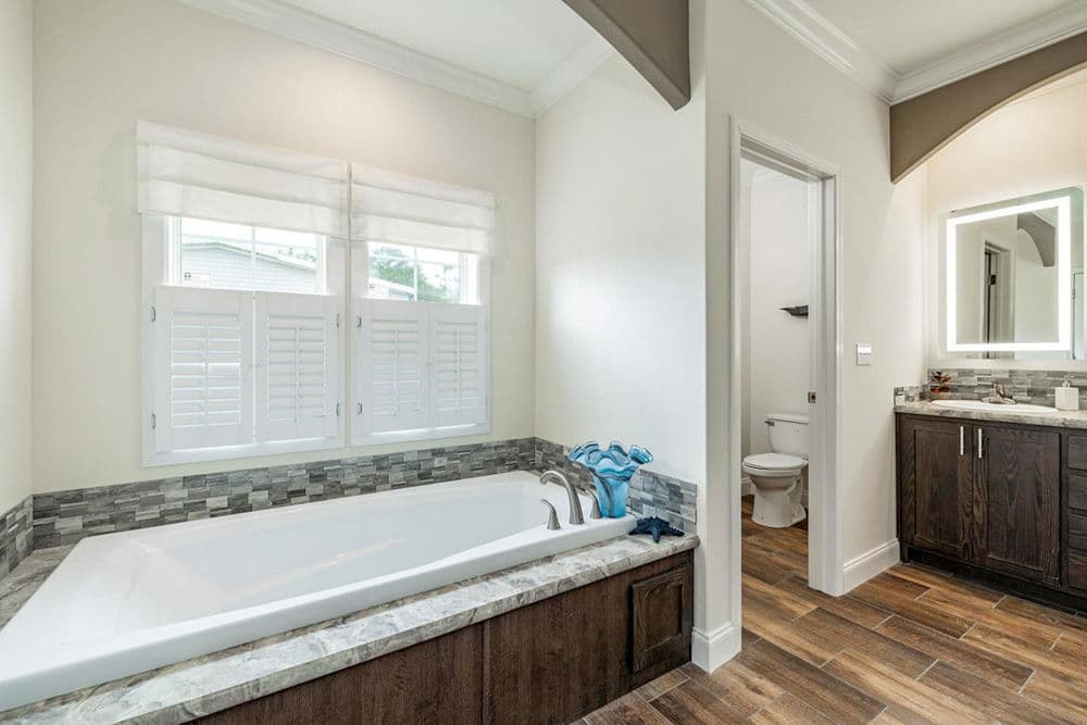 Tifton bathroom home features