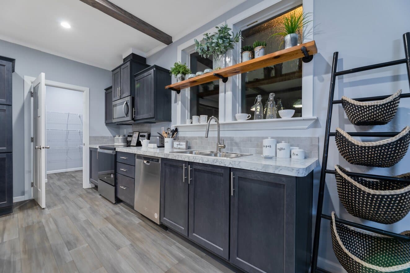 Finley 28684a kitchen home features