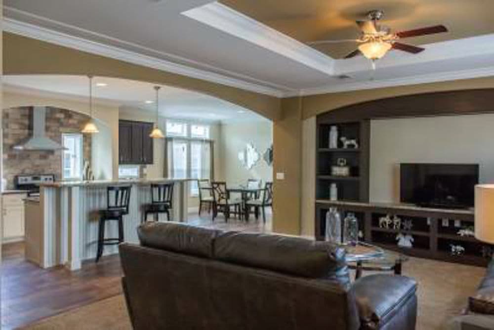 Ridgely interior home features