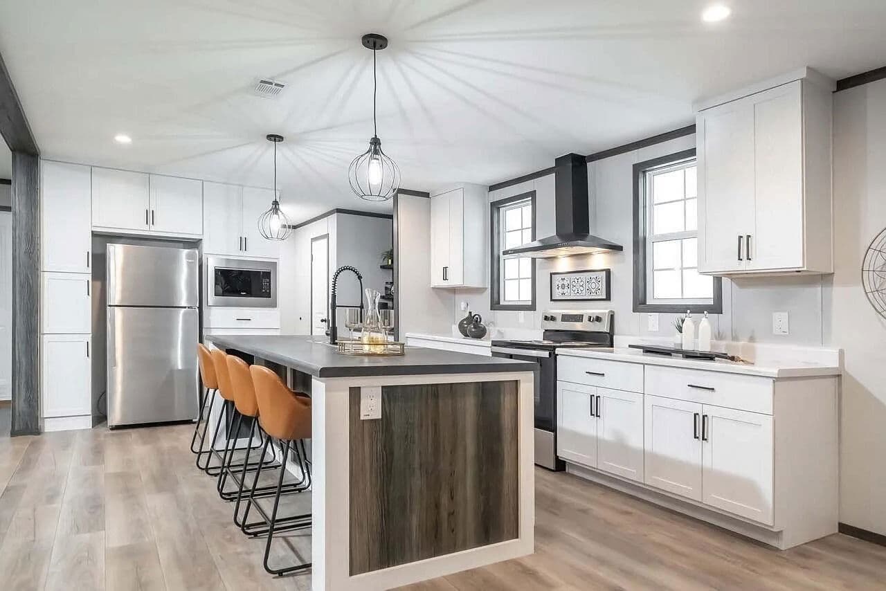 21712 nw 274th street, okeechobee, fl 34972 (available now!) on 1.25 acres of land! kitchen home features