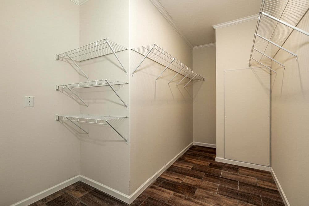 Tifton interior home features