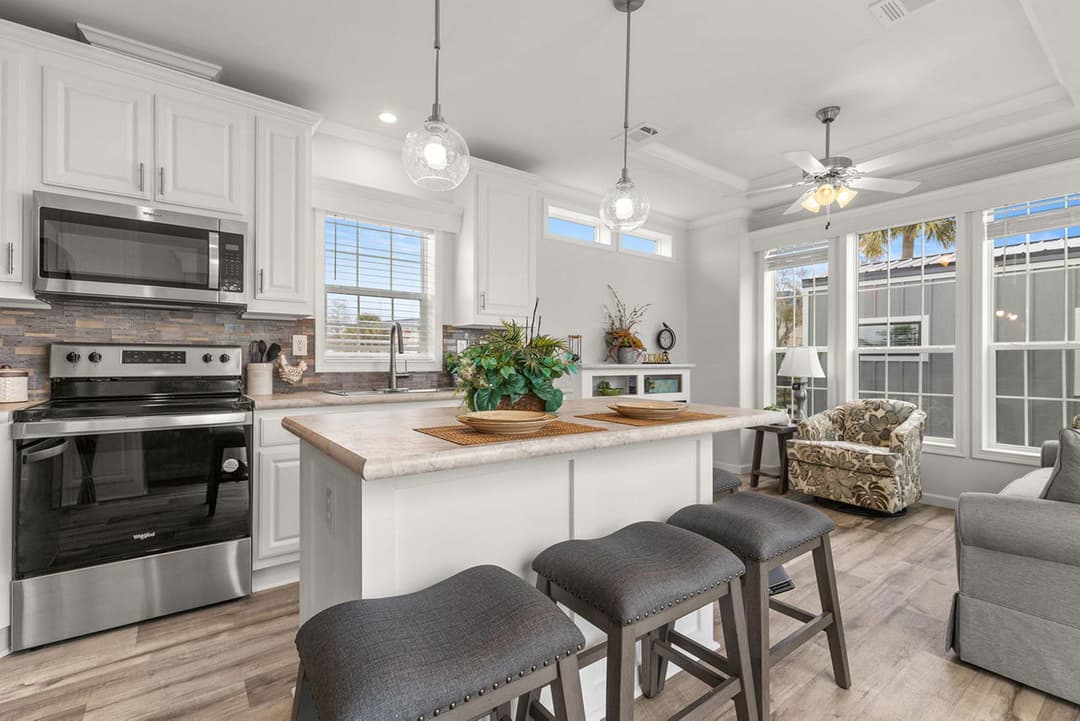 Palm bay 2622c kitchen and hero home features